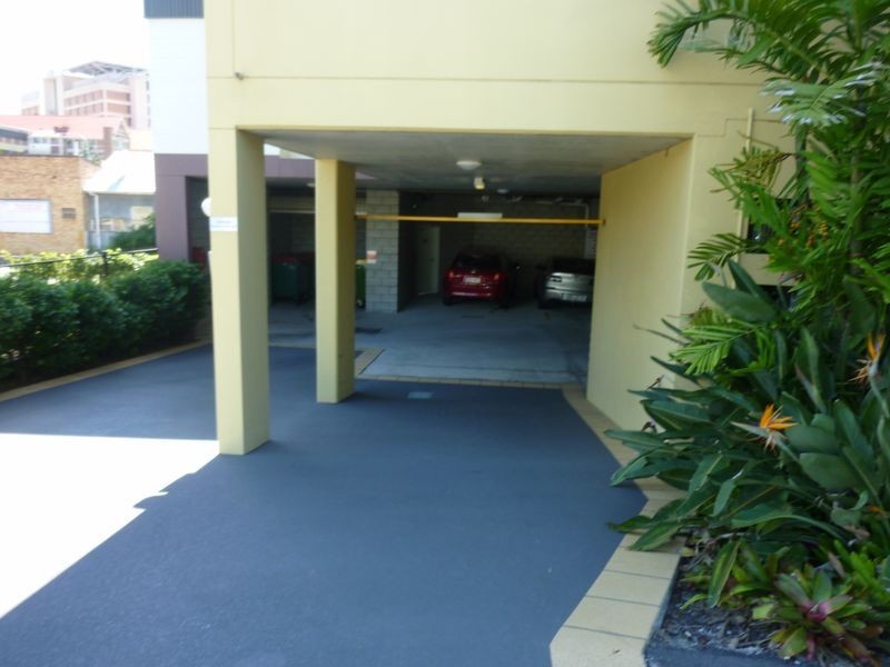 6/8 Catherine Street, Woolloongabba QLD 4102