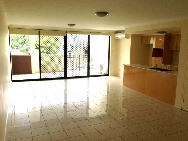 6/8 Catherine Street, Woolloongabba QLD 4102