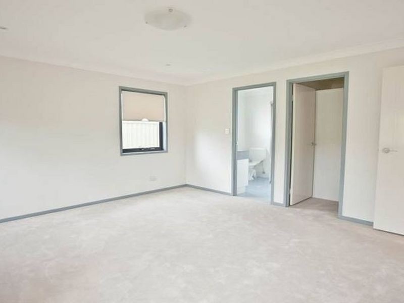 20 Mizen Place, Holland Park West QLD 4121