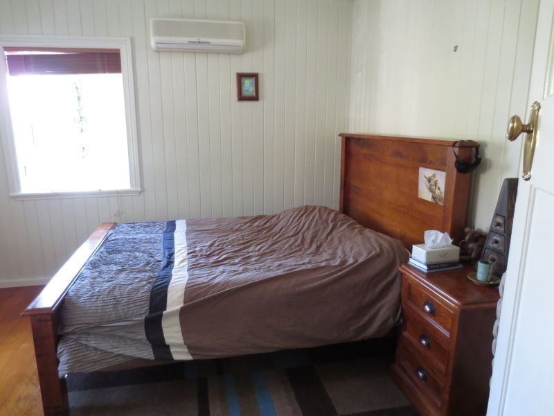 24 Dickson Street, Morningside QLD 4170