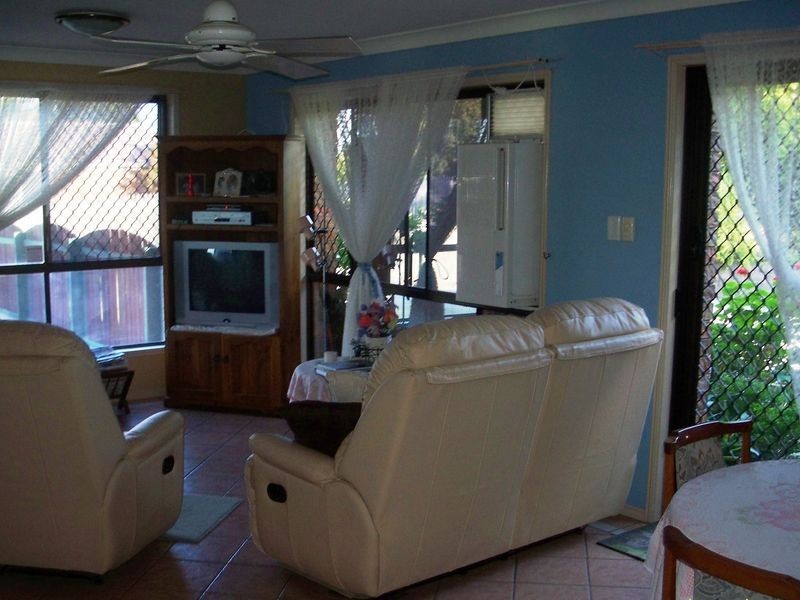 13-15 Grove Road, Holmview QLD 4207