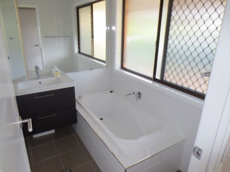 19 Floret Street, Shailer Park QLD 4128