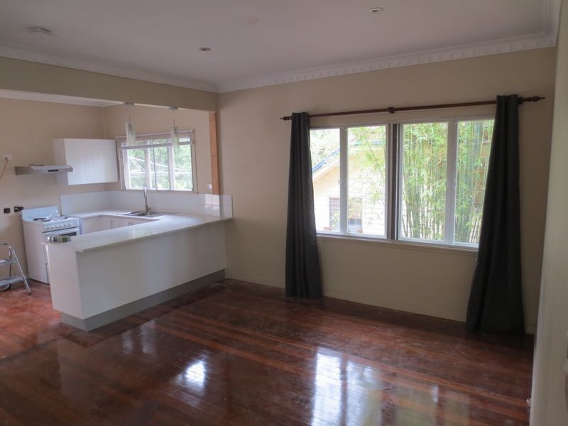 10 Narela Street, Cannon Hill QLD 4170