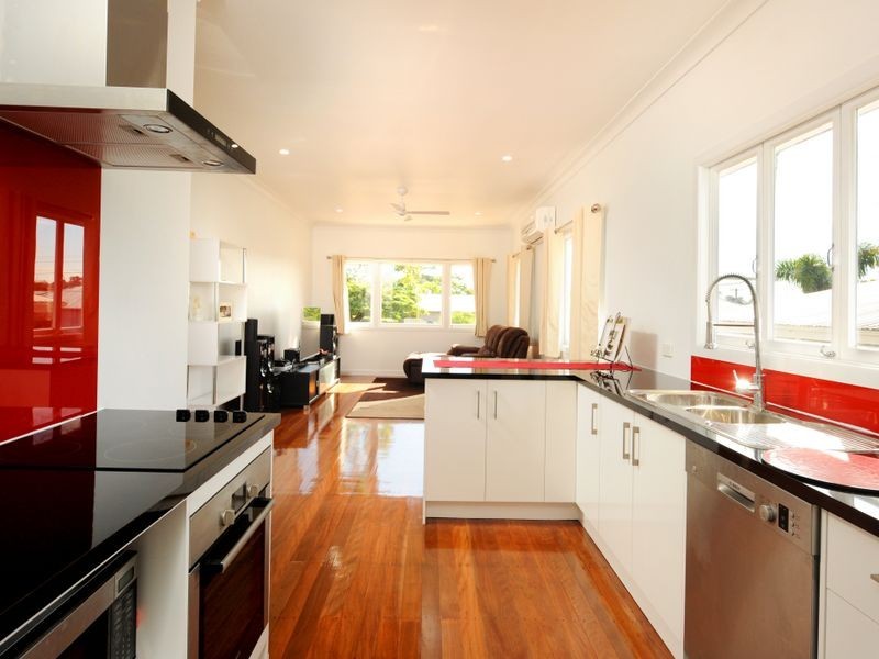 157 Dahlia Street, Cannon Hill QLD 4170