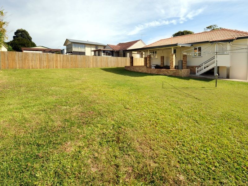 157 Dahlia Street, Cannon Hill QLD 4170