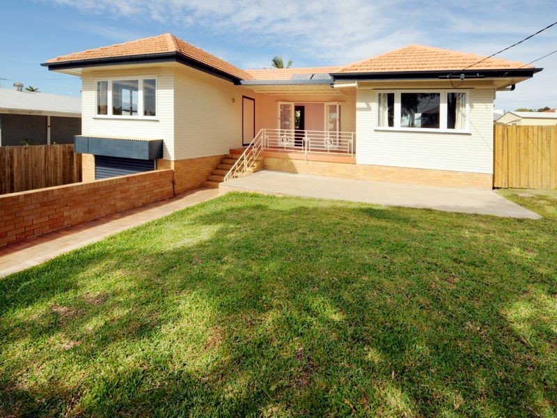 157 Dahlia Street, Cannon Hill QLD 4170