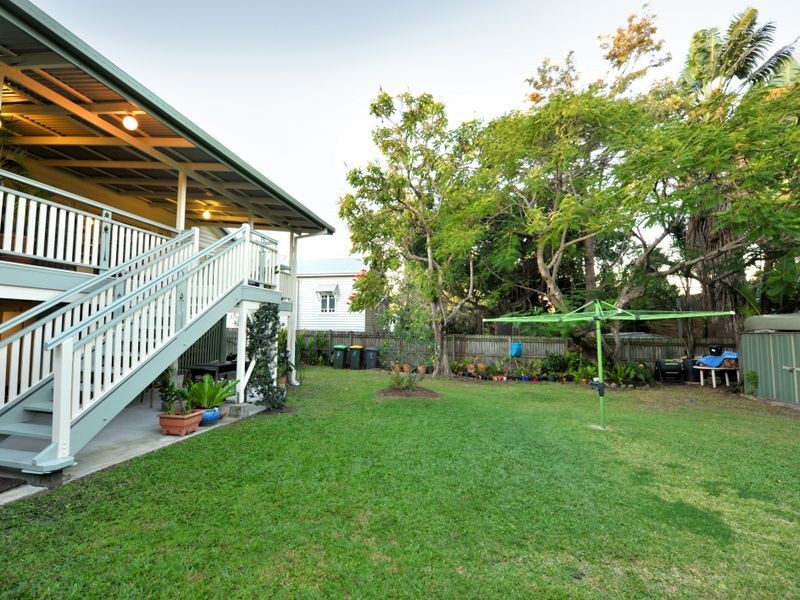 77 Armstrong Road, Cannon Hill QLD 4170