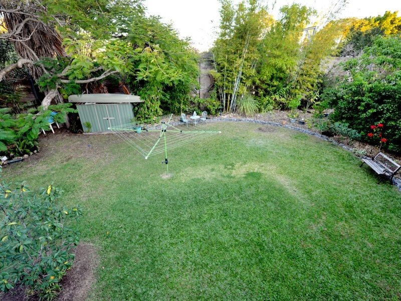 77 Armstrong Road, Cannon Hill QLD 4170