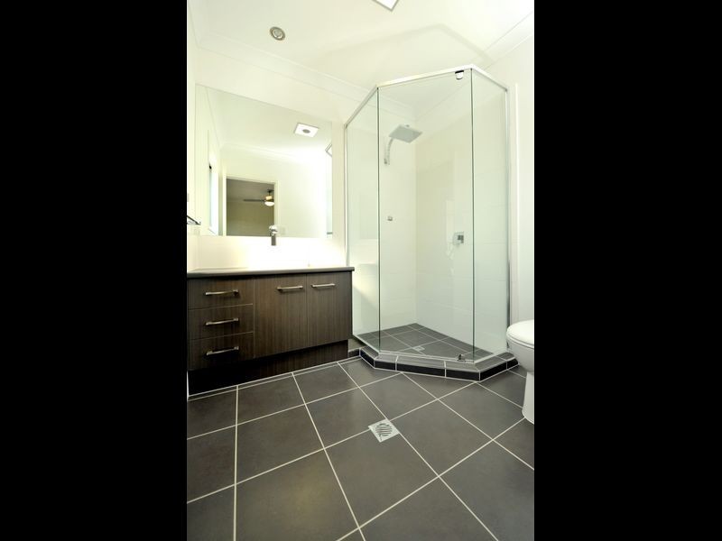 1/24 Rossiter Street, Morningside QLD 4170