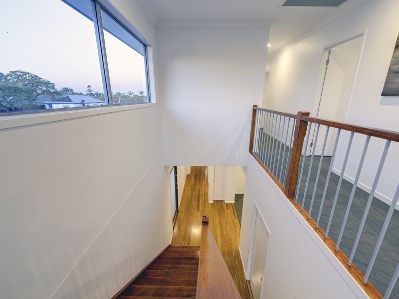 24 Delsie Street, Cannon Hill QLD 4170