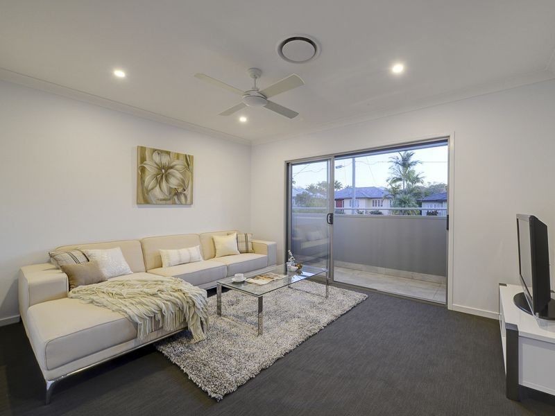 24 Delsie Street, Cannon Hill QLD 4170