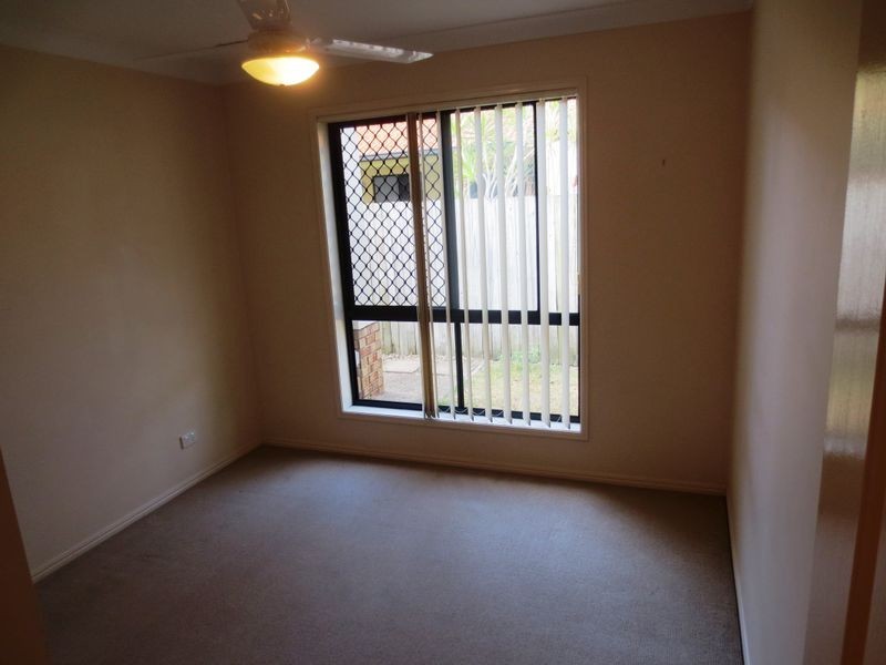 8 Charlotte Street, Carina QLD 4152