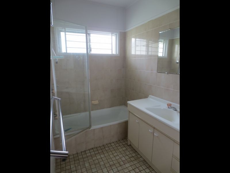 11 Garrett Street, Murarrie QLD 4172