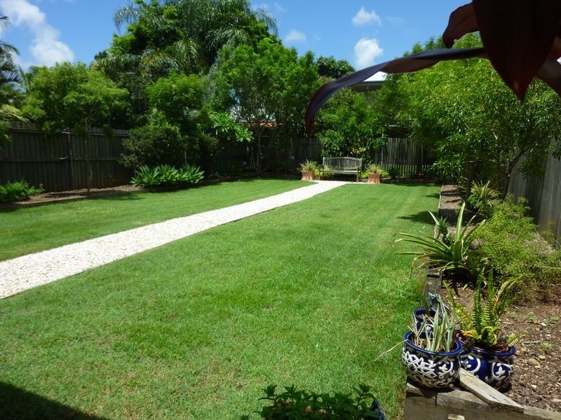 27 Grenade Street, Cannon Hill QLD 4170