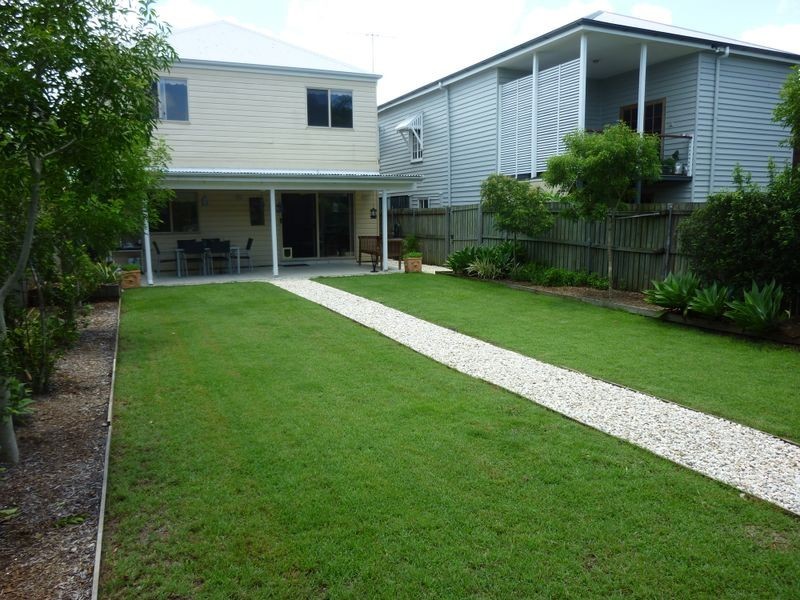 27 Grenade Street, Cannon Hill QLD 4170