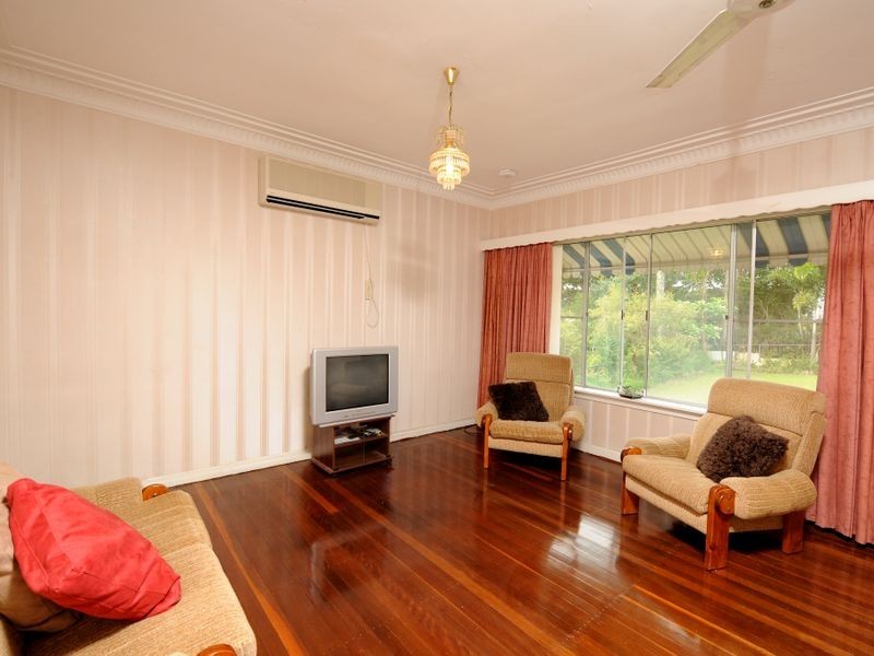 18 Goolara Street, Cannon Hill QLD 4170