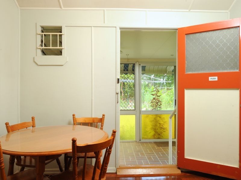 18 Goolara Street, Cannon Hill QLD 4170