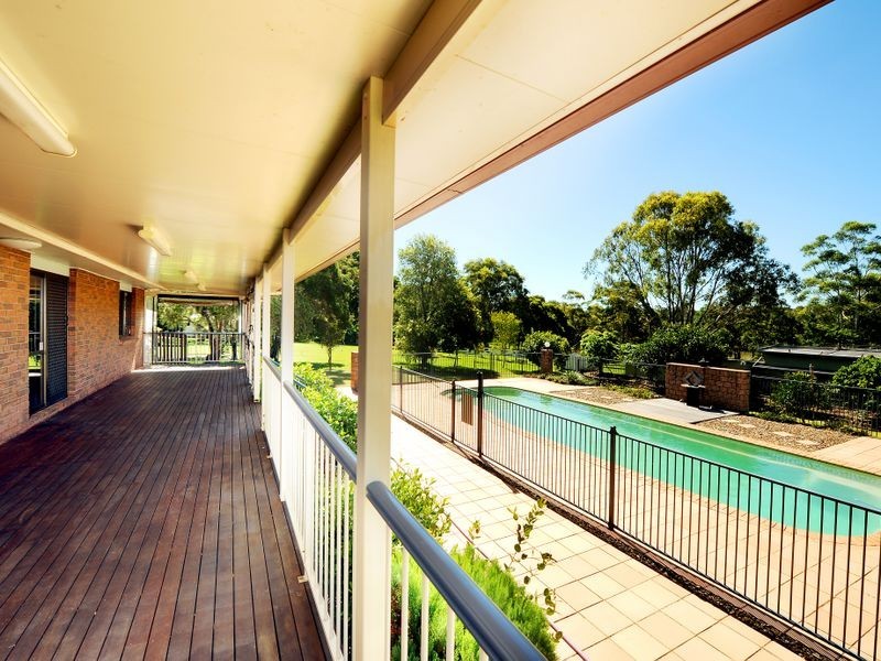 15 Grove Road, Holmview QLD 4207