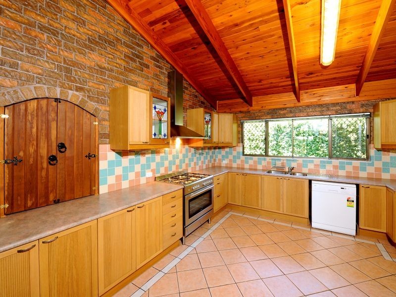 15 Grove Road, Holmview QLD 4207