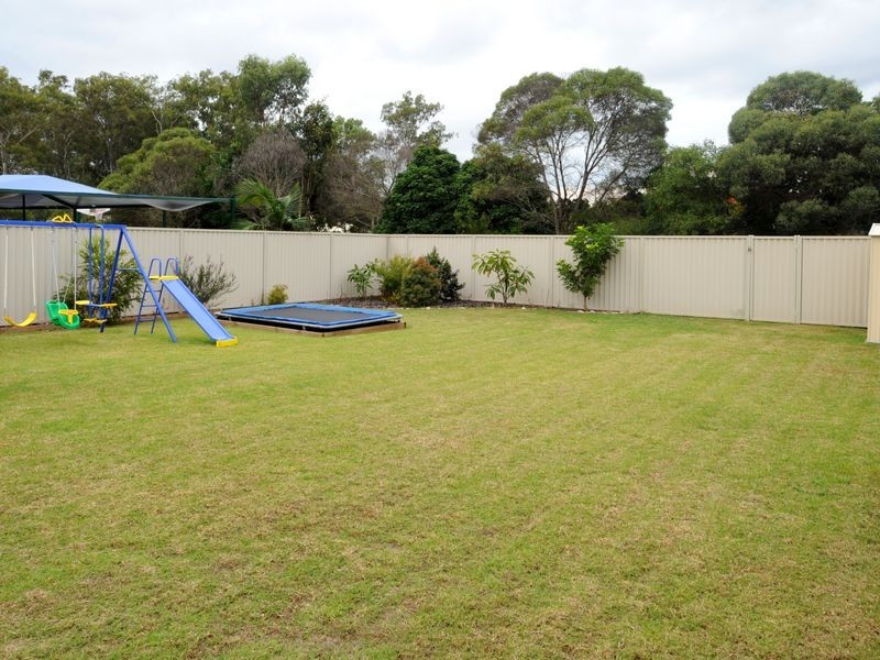 17 Melaleuca Place, Carindale QLD 4152