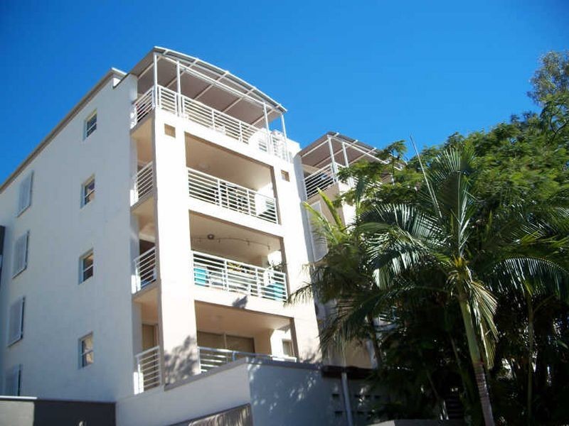 1/92-96 Norman Crescent, Norman Park QLD 4170