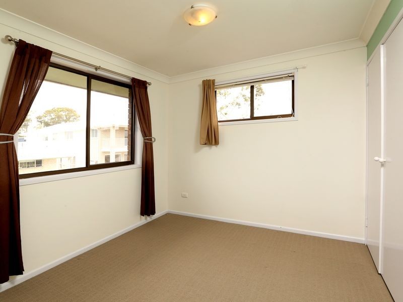 821 Esplanade, Lota QLD 4179