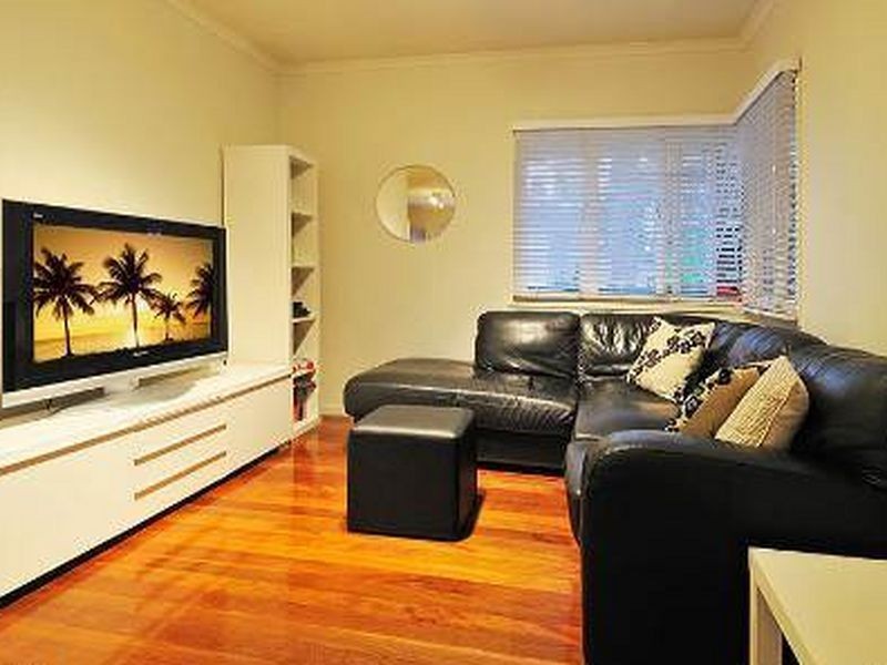 114 Lawn Street, Holland Park QLD 4121