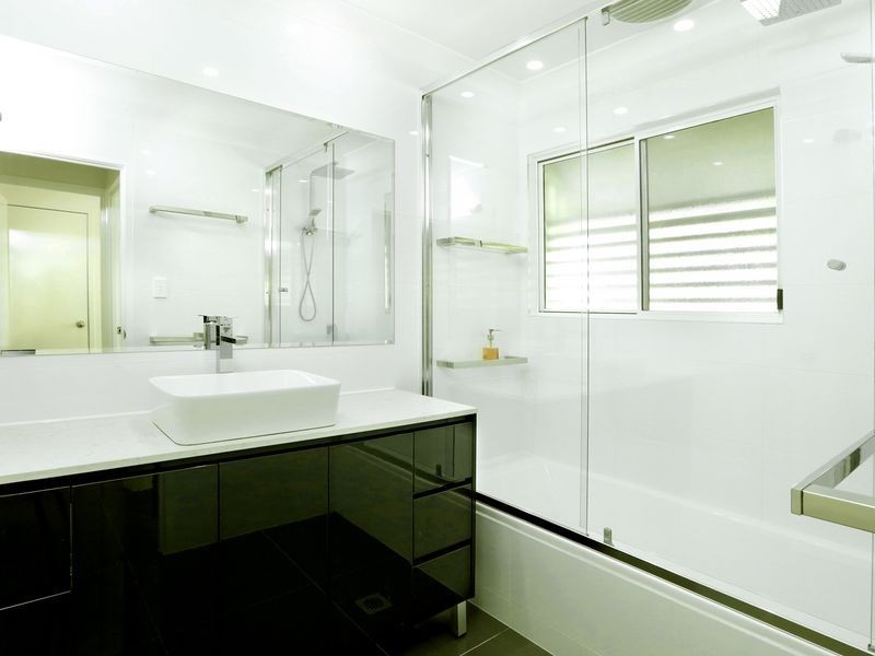 69A Balmoral St., Hawthorne QLD 4171