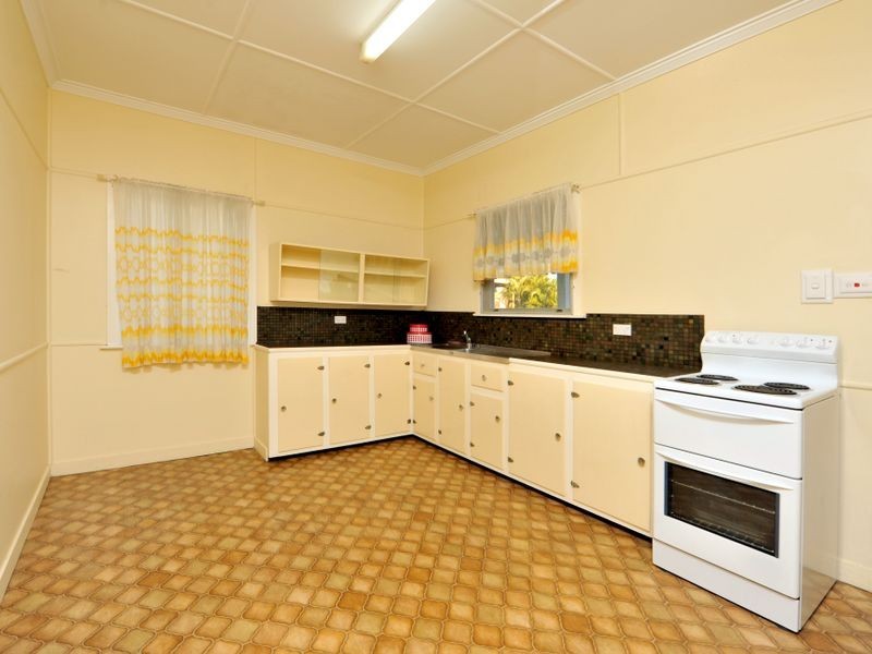 73 Aster Street, Cannon Hill QLD 4170