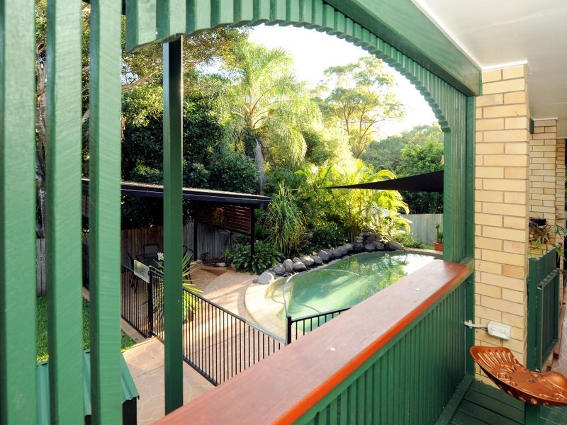 6 Jocelyn Grove, Springwood QLD 4127