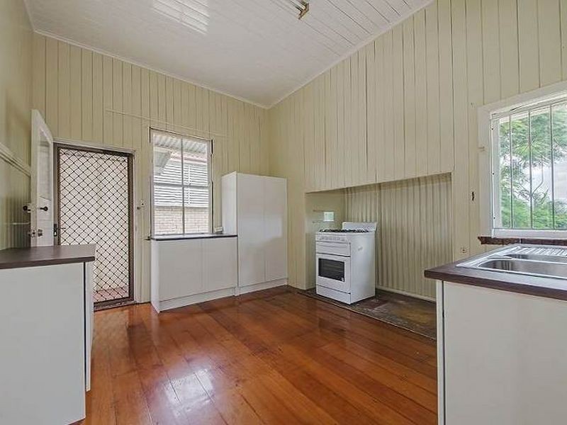 92 Philip Street, Hawthorne QLD 4171