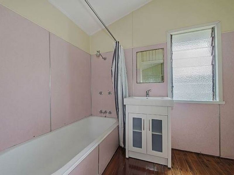 92 Philip Street, Hawthorne QLD 4171