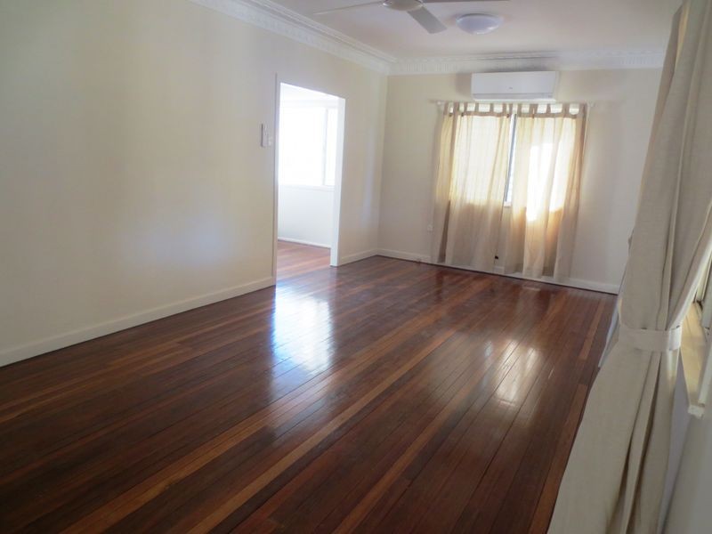 8 Walter Street, Murarrie QLD 4172