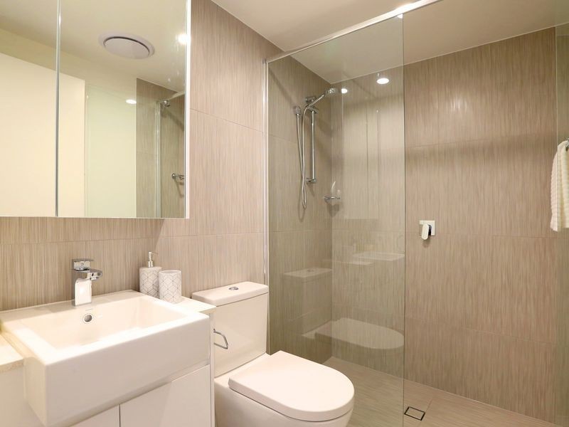 1001/1918 Creek Road, Cannon Hill QLD 4170