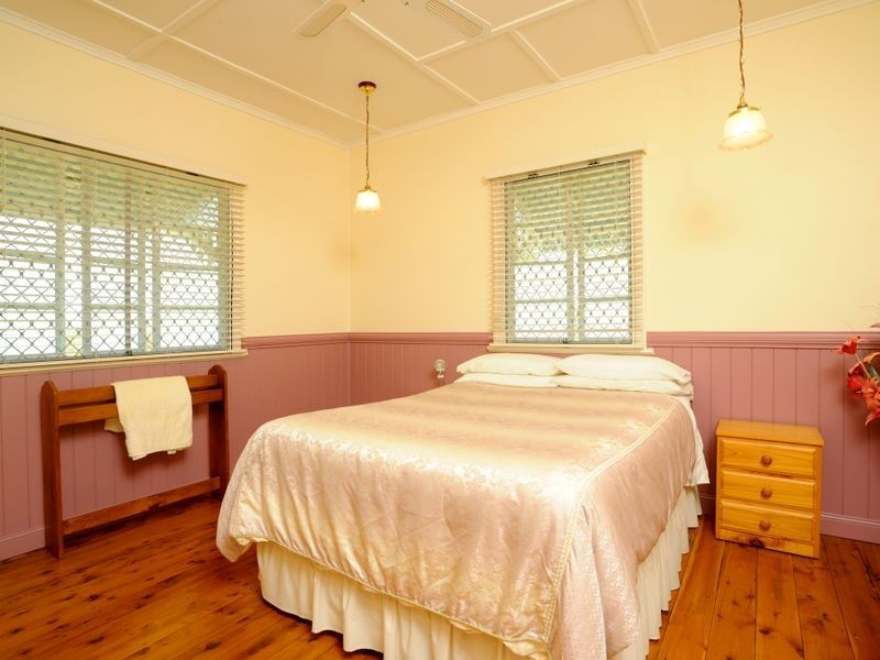 7-11 Veronica Court, Buccan QLD 4207