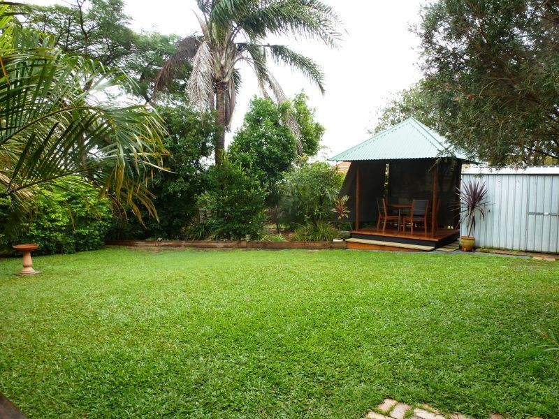 14 Duke Street, Cannon Hill QLD 4170