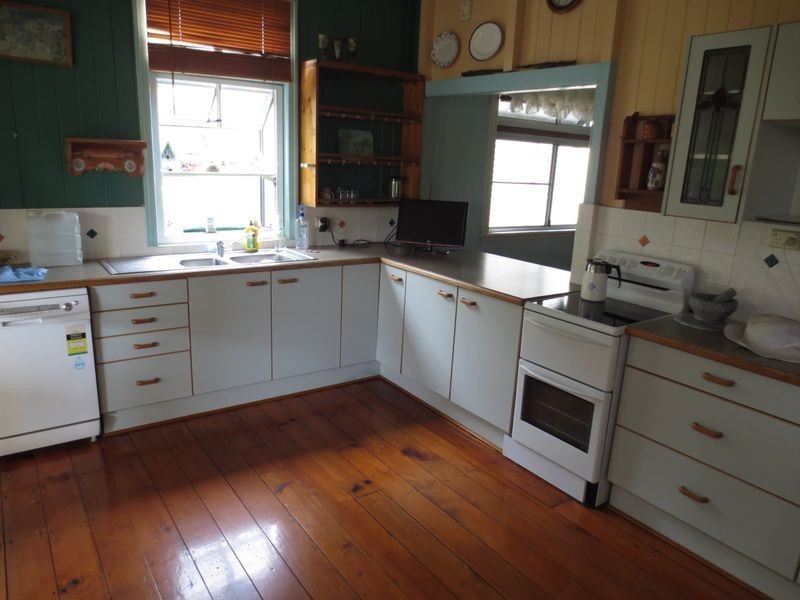 46 Marsh Street, Cannon Hill QLD 4170