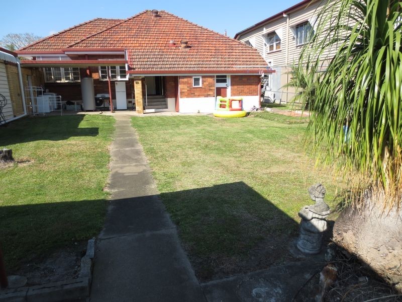 29 Andrews Street, Cannon Hill QLD 4170