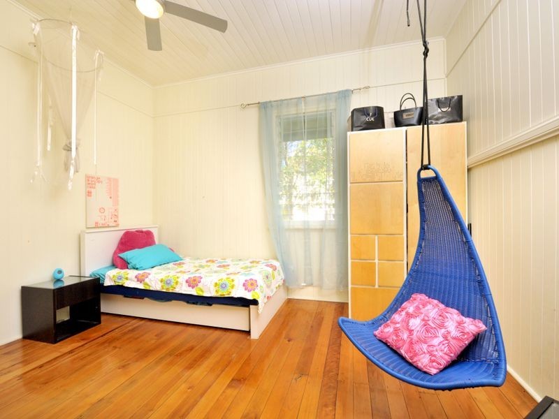 131 Grosvenor Street, Morningside QLD 4170