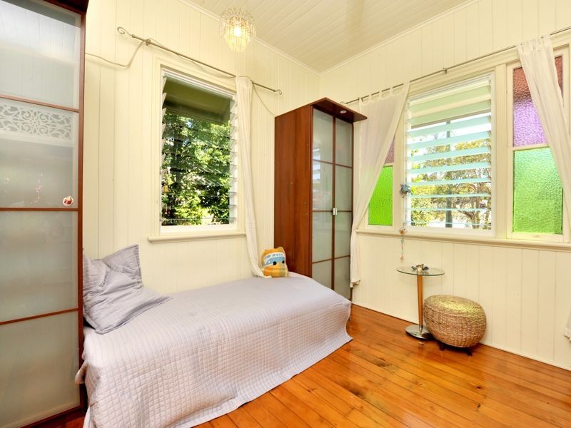 131 Grosvenor Street, Morningside QLD 4170