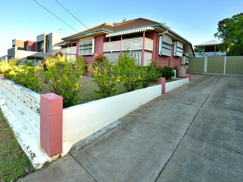 117 Dahlia Street, Cannon Hill QLD 4170