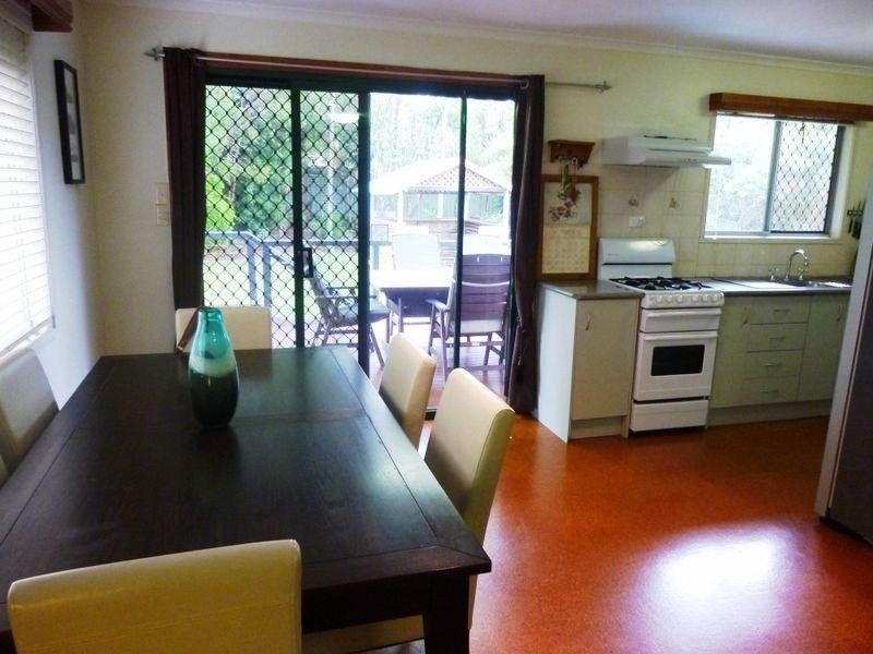 31 Shortland Street, Springwood QLD 4127