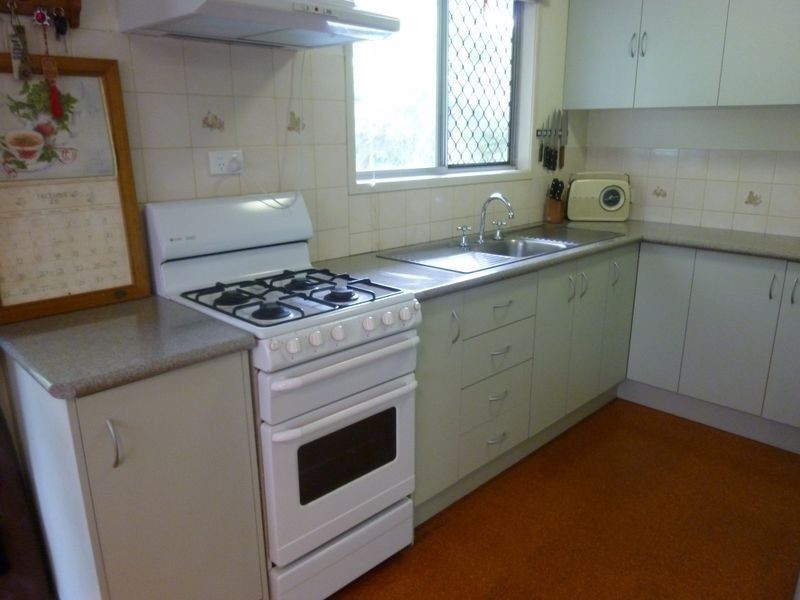 31 Shortland Street, Springwood QLD 4127