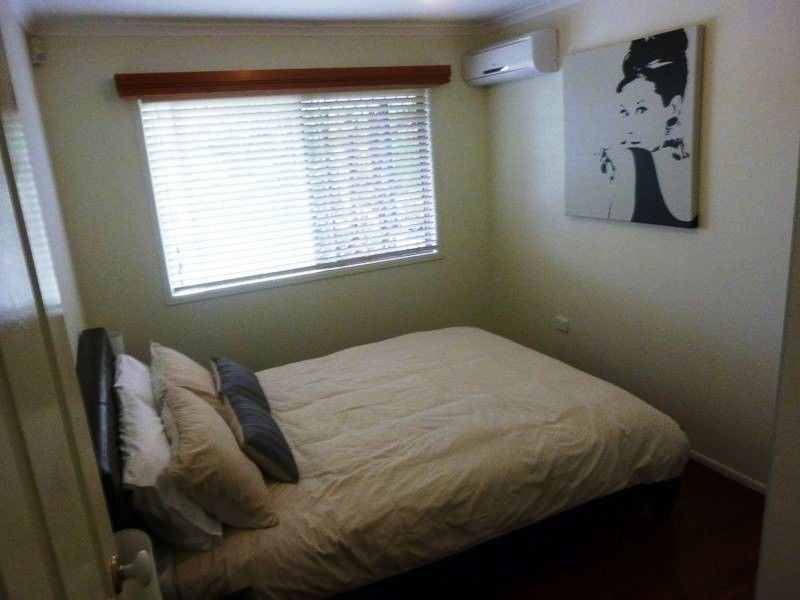 31 Shortland Street, Springwood QLD 4127