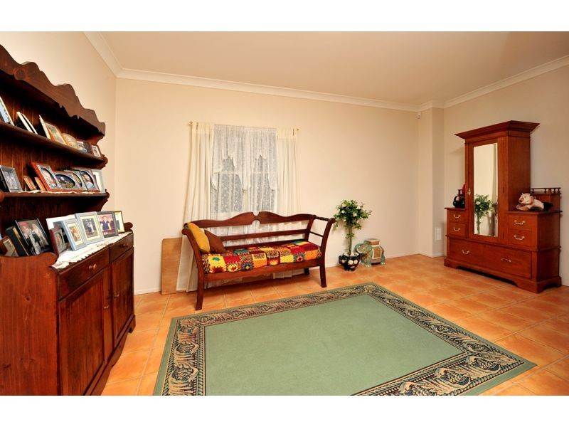 113 Dahlia Street, Cannon Hill QLD 4170