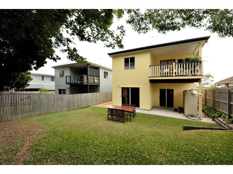 113 Dahlia Street, Cannon Hill QLD 4170