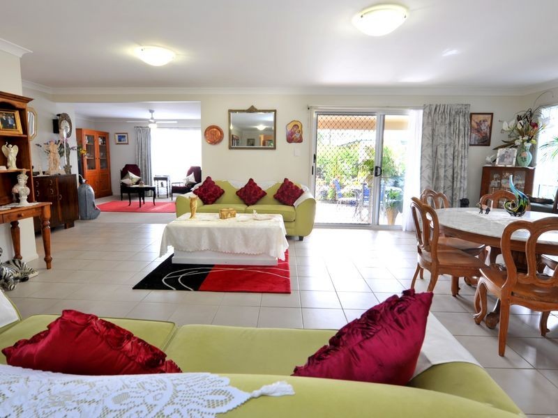 10 Whites Court, Albany Creek QLD 4035