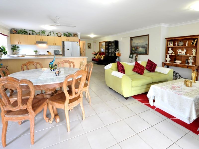 10 Whites Court, Albany Creek QLD 4035