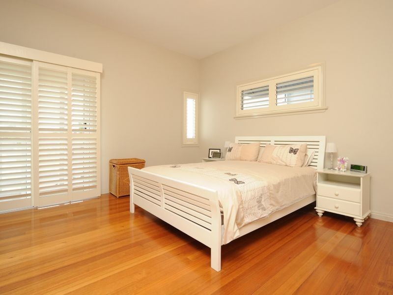 142 Dahlia Street, Cannon Hill QLD 4170