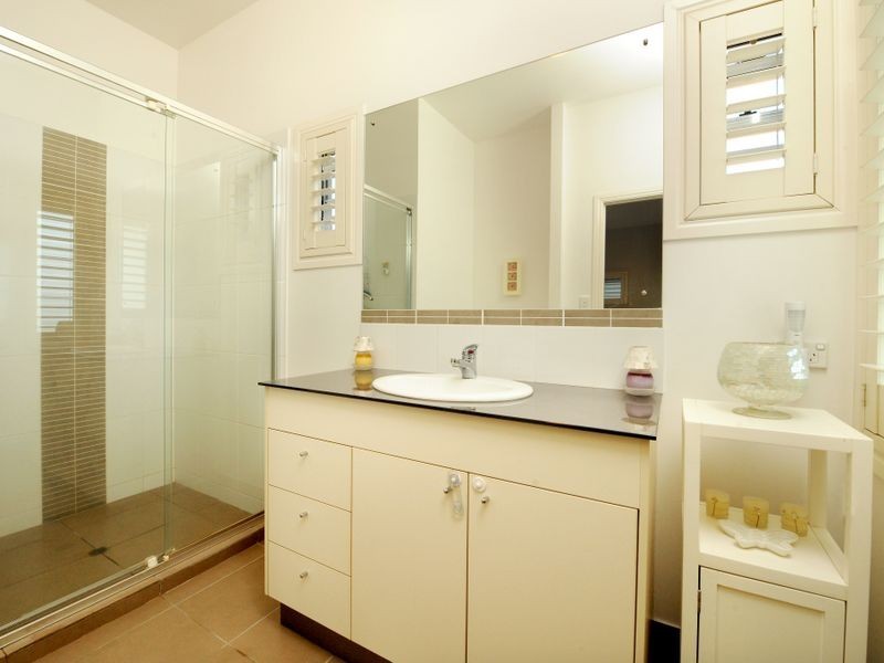 142 Dahlia Street, Cannon Hill QLD 4170